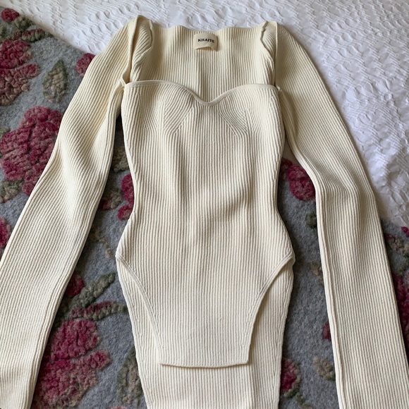 KHAITE Maddy Ivory Ribbed Sweetheart Neckline Top - Picture 2 of 9